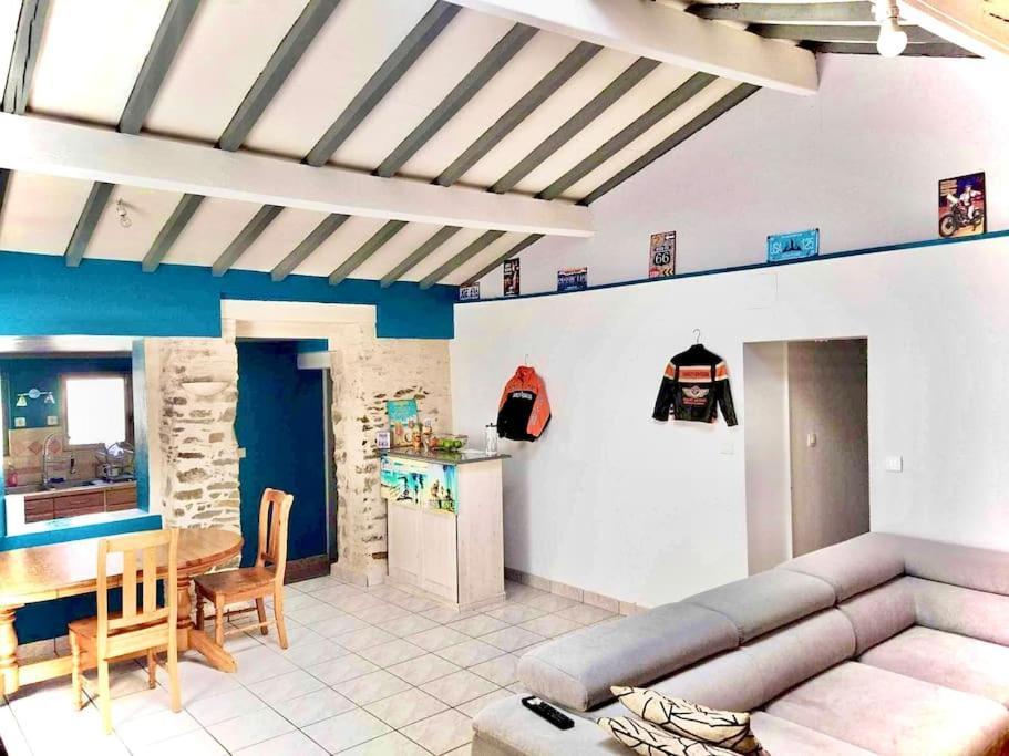 Charmante Maison Atypique En Village Saint-Colombin 外观 照片